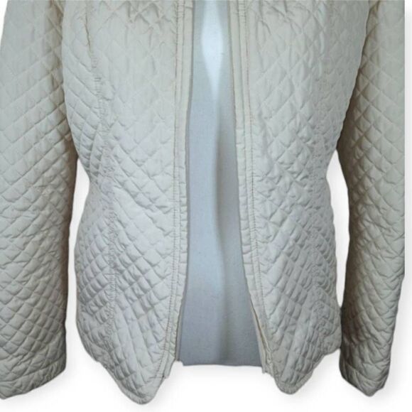 PLATINUM BEIGE QUILTED JACKET SZ.S GUC.  GORGEOUS JACKET IN GOOD USED CONDITION. - Picture 3 of 7